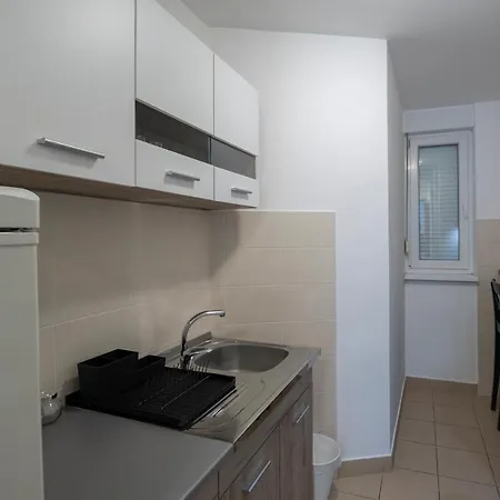 아파트 Center Skadarlija Iii